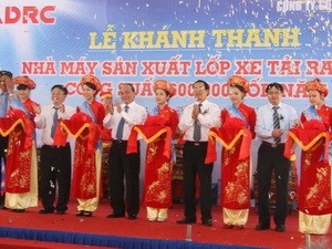 Inauguration de l’usine de pneu de camion Radial à Danang - ảnh 1